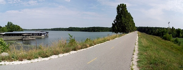 Lake Fayetteville Nature Trail - 6 mi photo