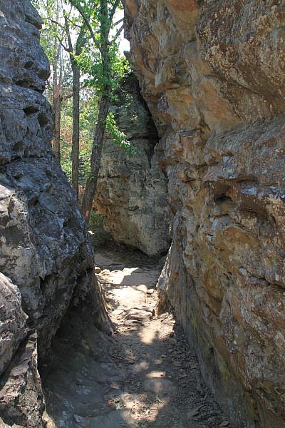 Petit Jean: Bear Cave Trail - .5 mi photo
