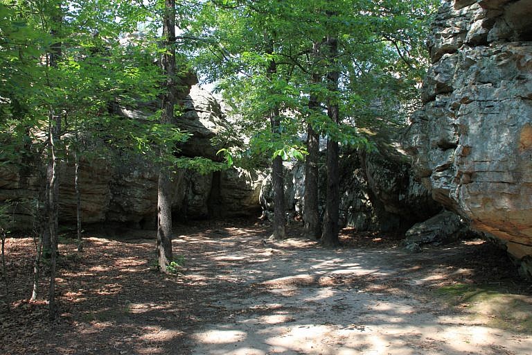 Petit Jean: Bear Cave Trail - .5 mi | Arklahoma Hiker