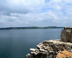 Bull Shoals: Dogwood Nature Trail (Corps Rec Area) - 3 mi (o&b) photo Bull Shoals: Dogwood Nature Trail (Corps Rec Area) - 3 mi (o&b) photo
